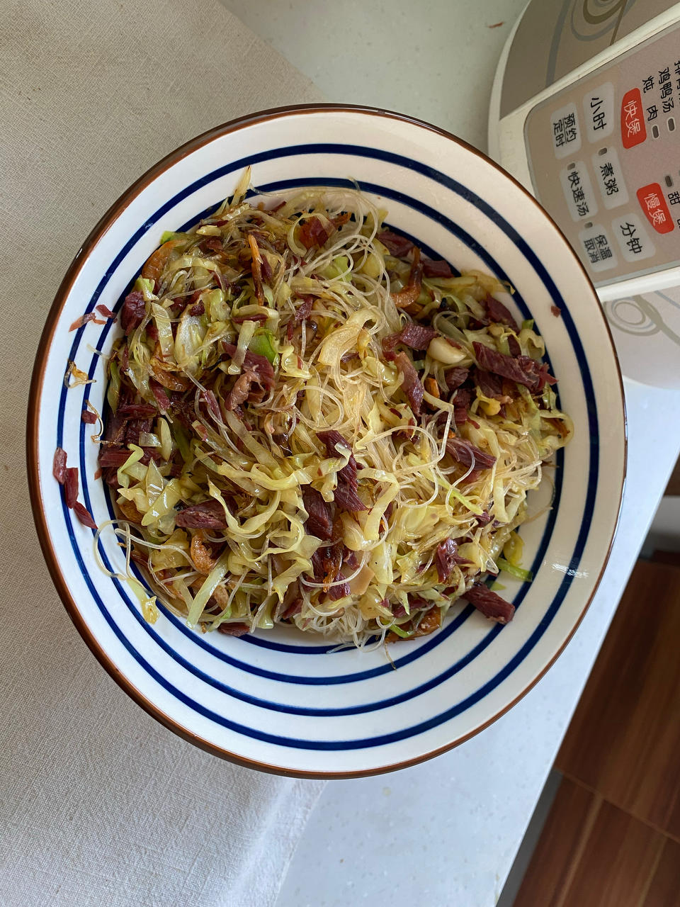 卷心菜炒粉丝/米粉