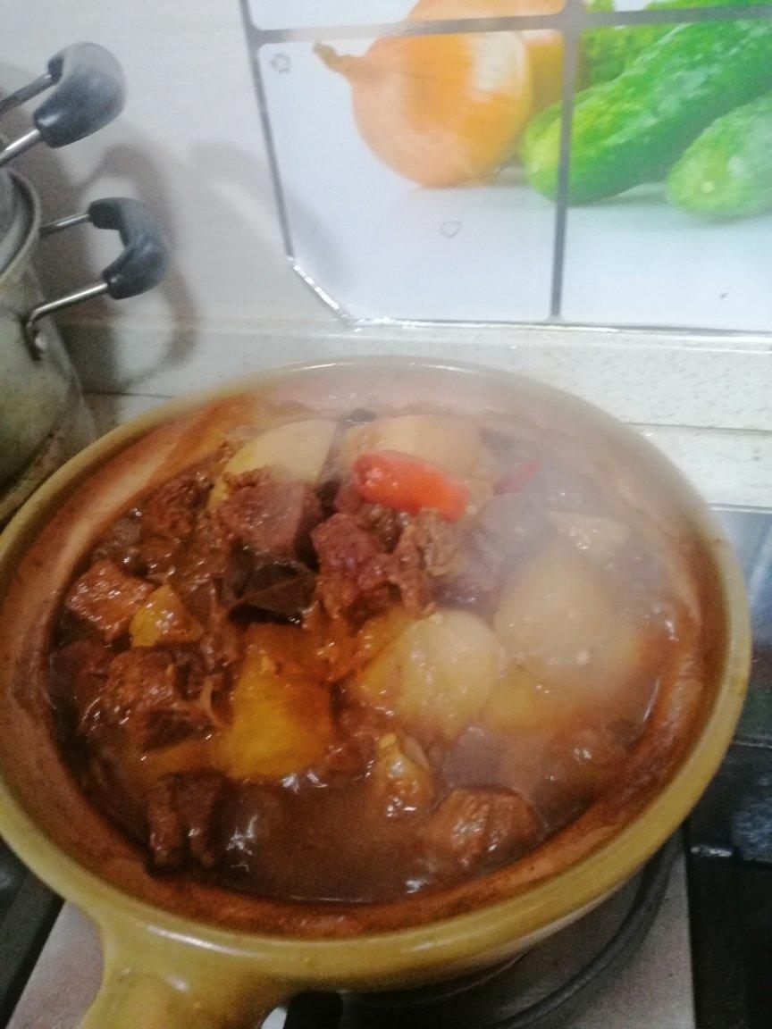 【萝卜炖牛腩】如何做好萝卜焖牛腩？大厨亲授！