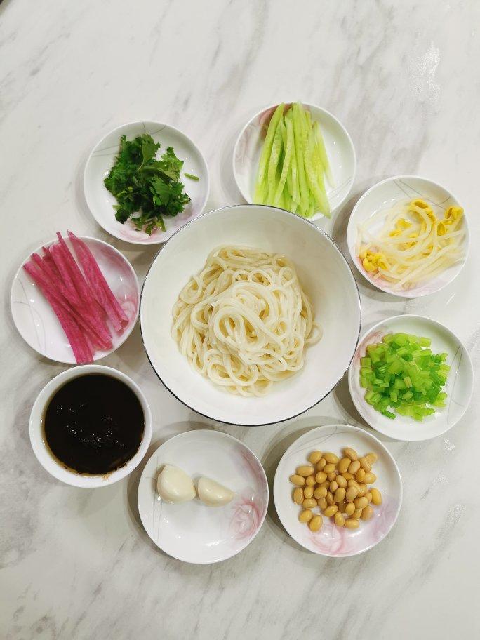 正宗老北京炸酱面