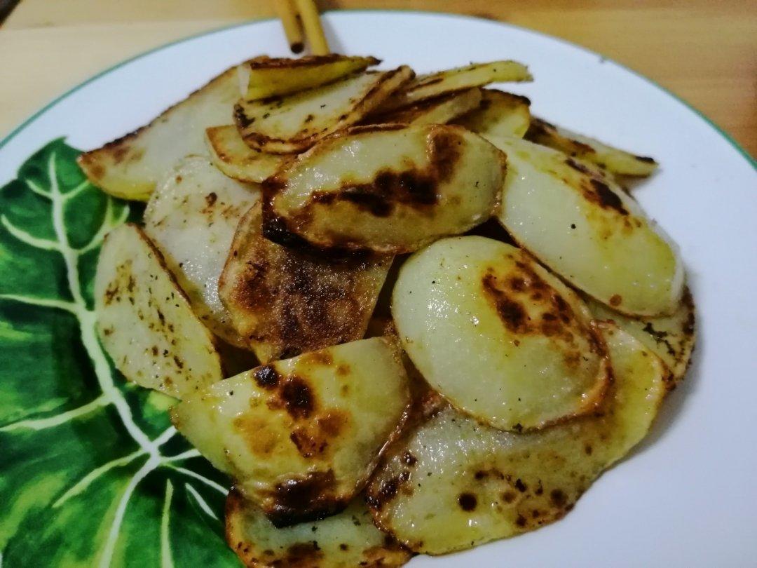 盐煎土豆片