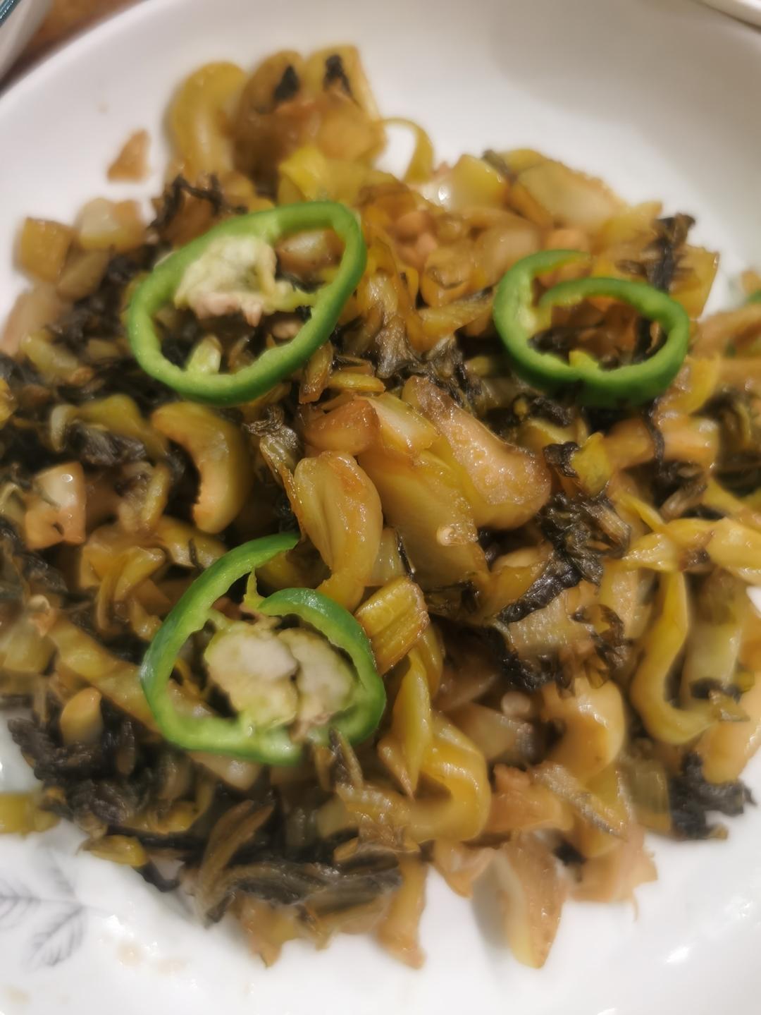 自制酸菜，半天时间就做好的酸菜（上午做，下午就可以吃，健康又美味，简单极了）
