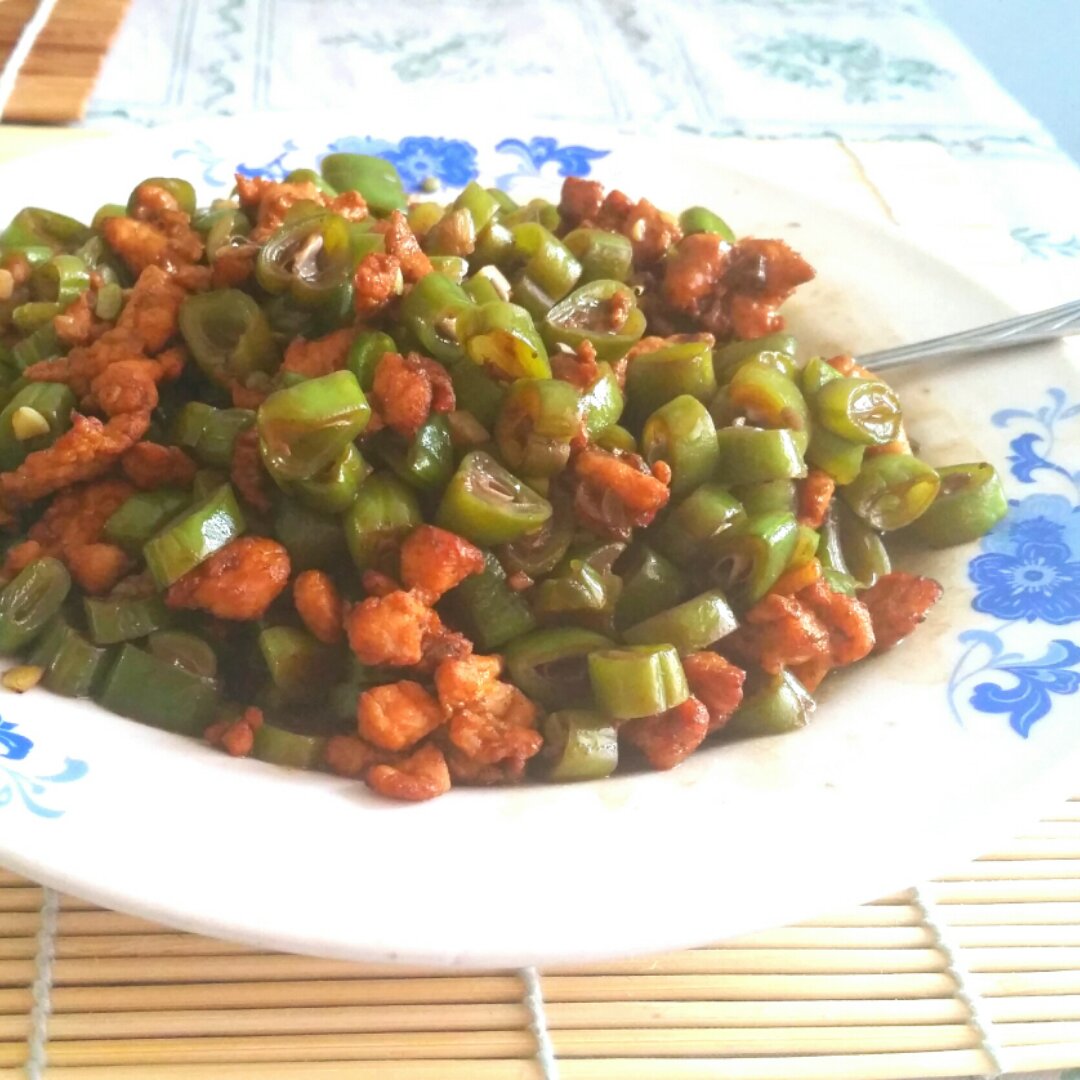 肉沫豆角下饭菜