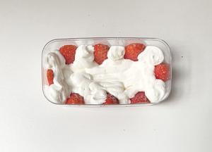 草莓奶油盒子蛋糕的做法 步骤12