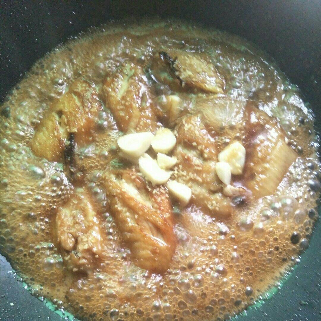 可乐鸡翅，好吃到舔手指，隔壁小孩馋哭了！