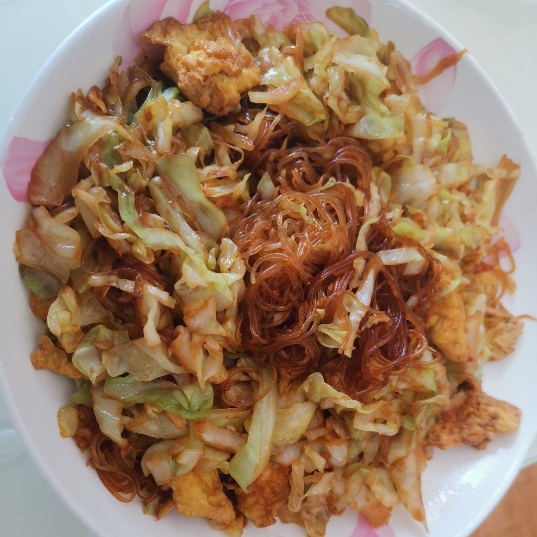 包菜炒粉丝