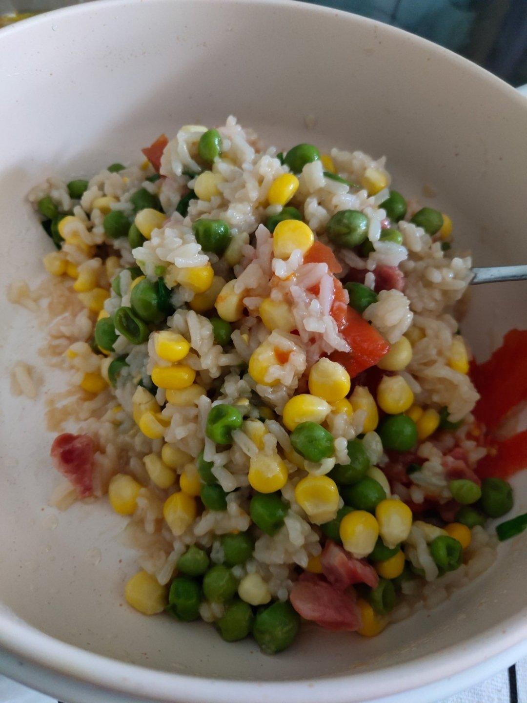 懒人电饭锅香肠焖饭/煲仔饭