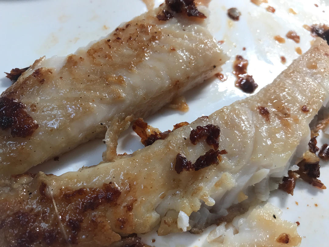 减脂餐—香煎巴沙鱼柳