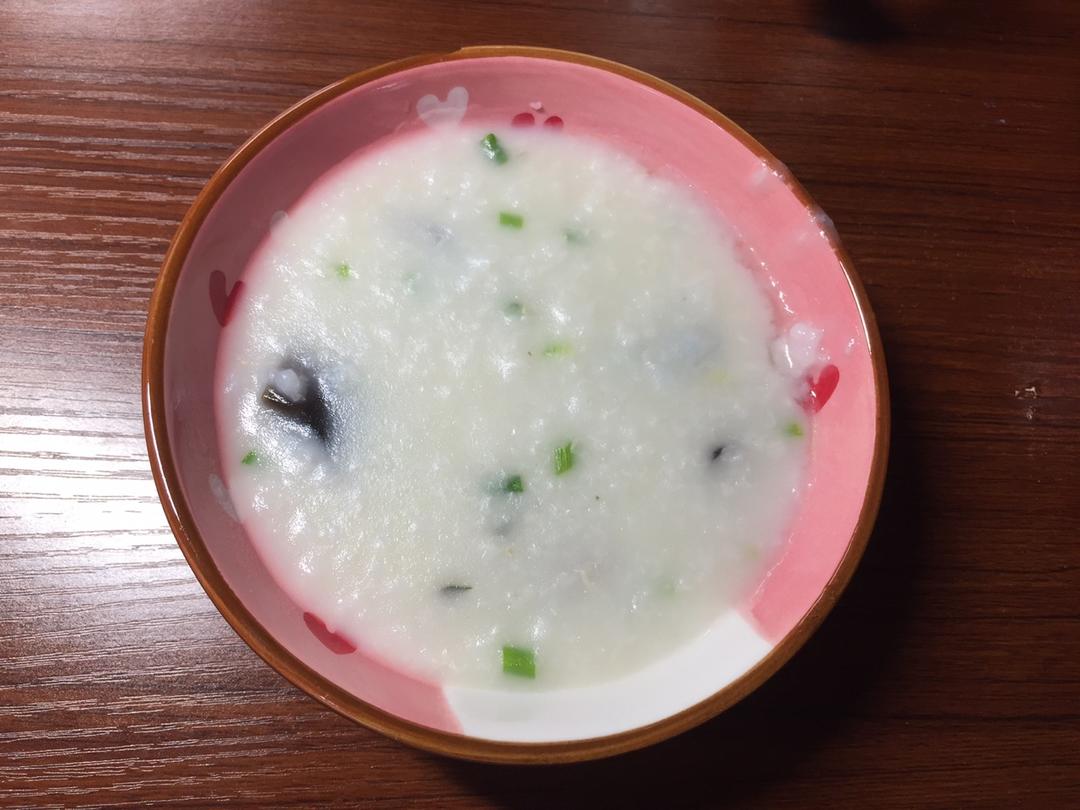 堂妈小厨——超好喝的皮蛋瘦肉粥
