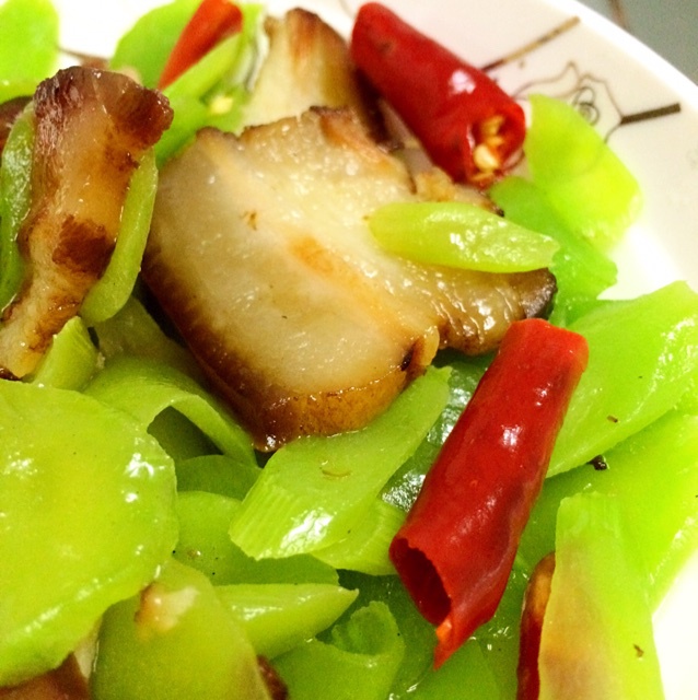 莴笋炒腊肉