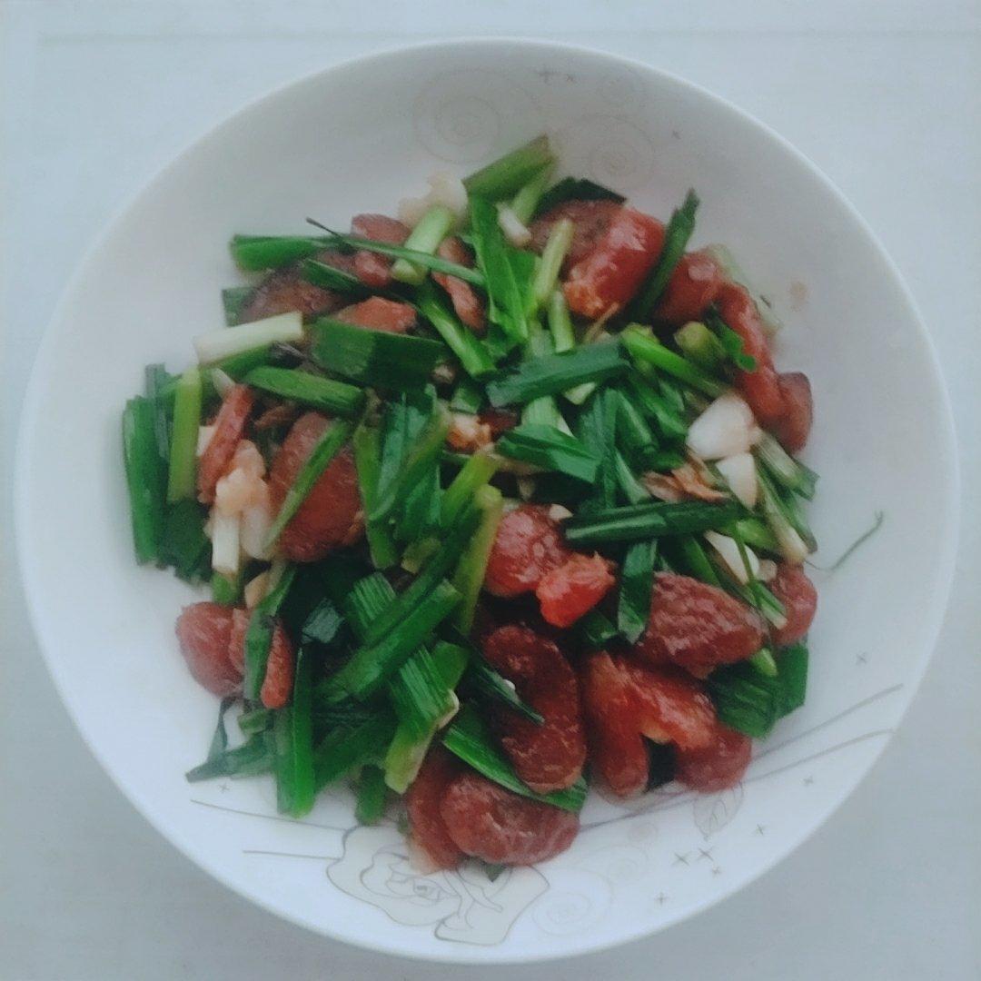 蒜苗炒香肠