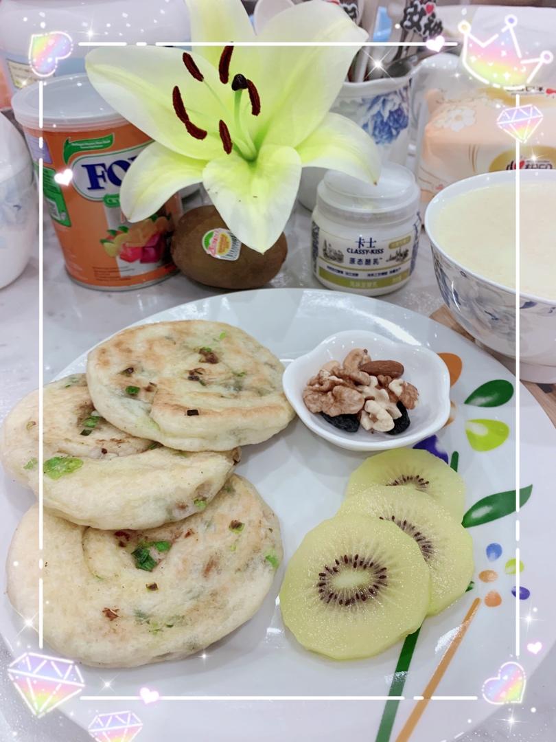 懒人葱花饼，跟面包一样软，太香了