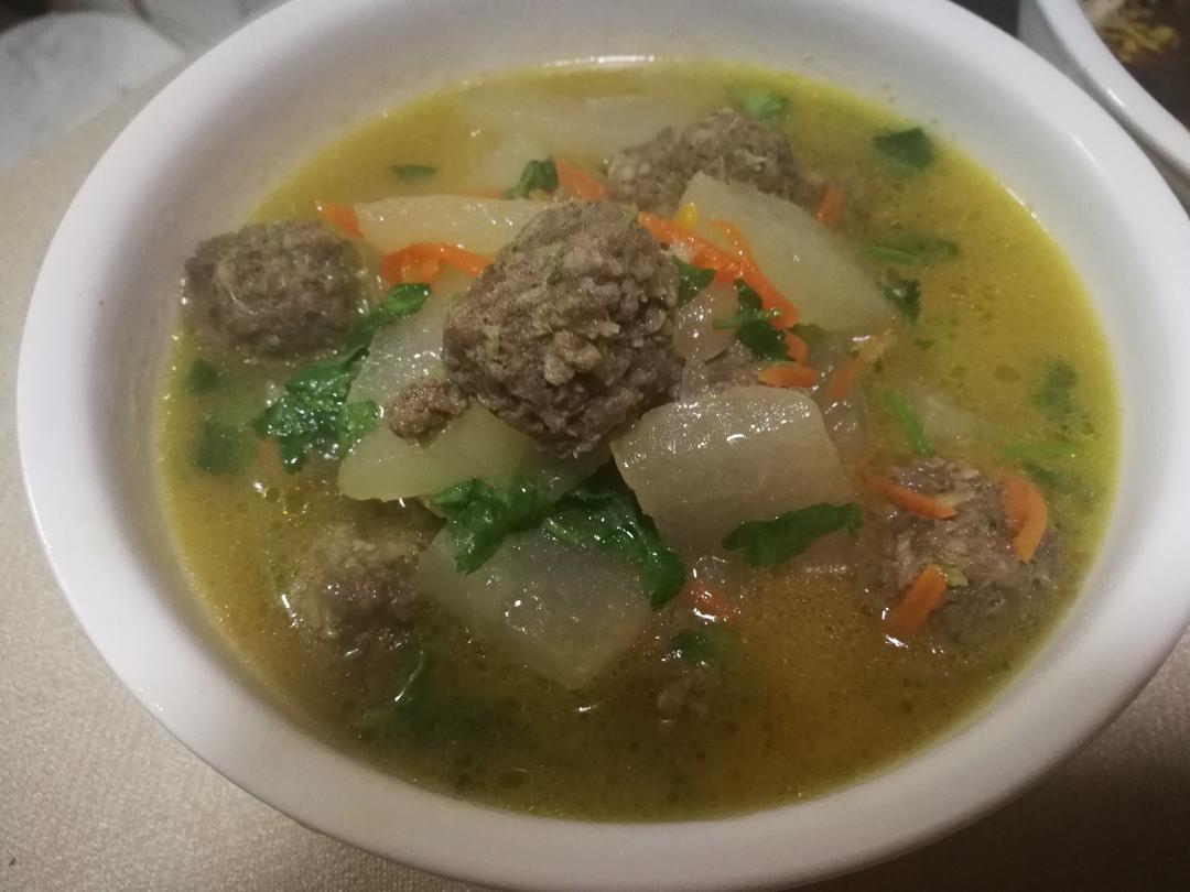 冬瓜汆牛肉丸子