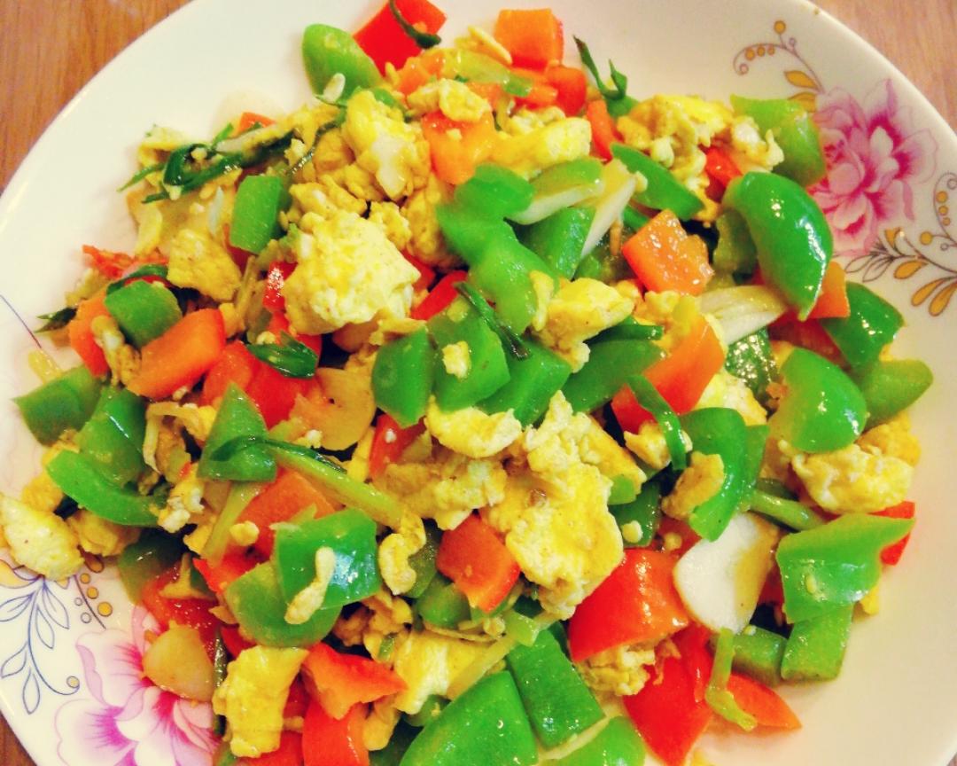 彩椒炒鸡蛋