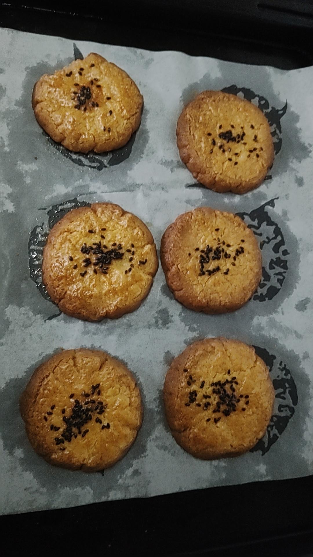 轻轻一按就碎掉的原味桃酥（不输猪油版）