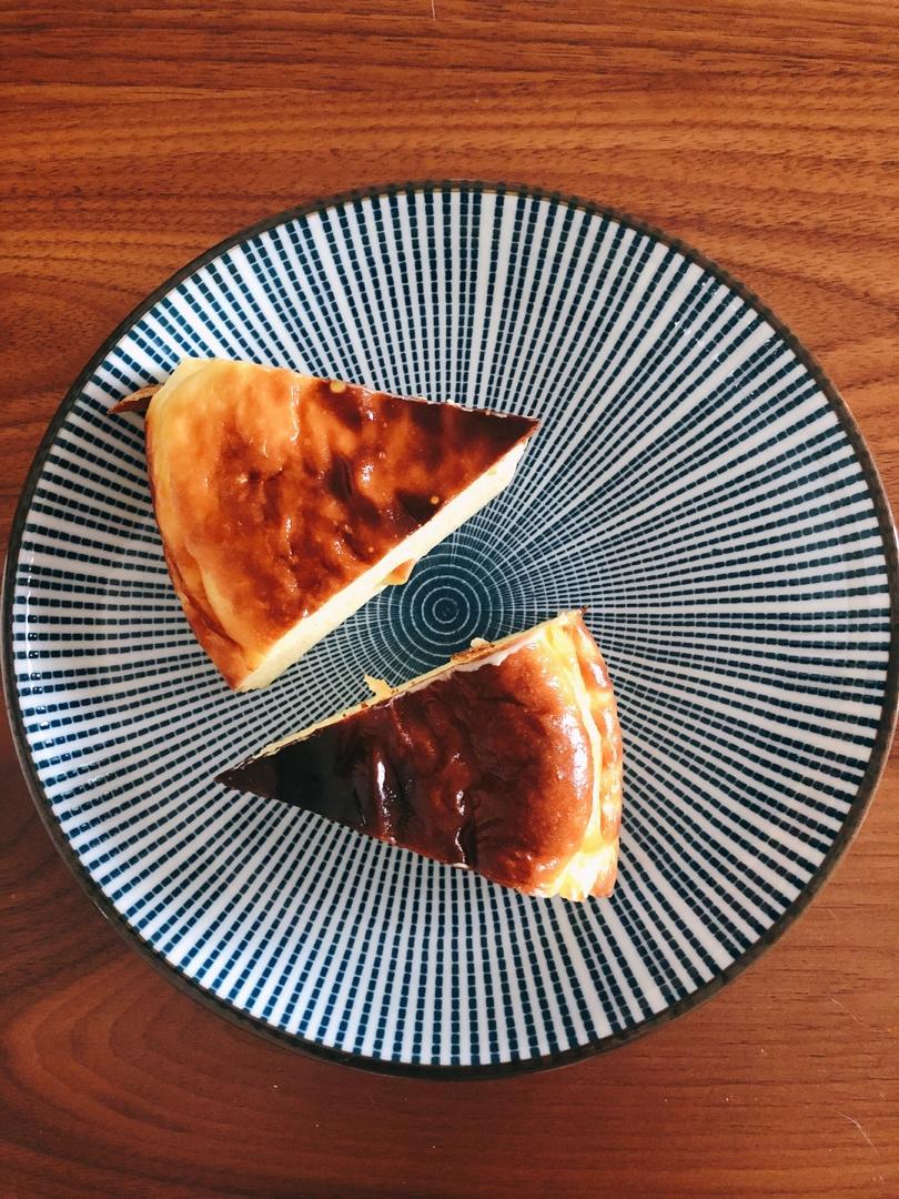 巴斯克式烤芝士蛋糕[超简单][搬运]