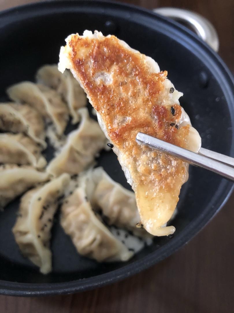 脆底煎饺