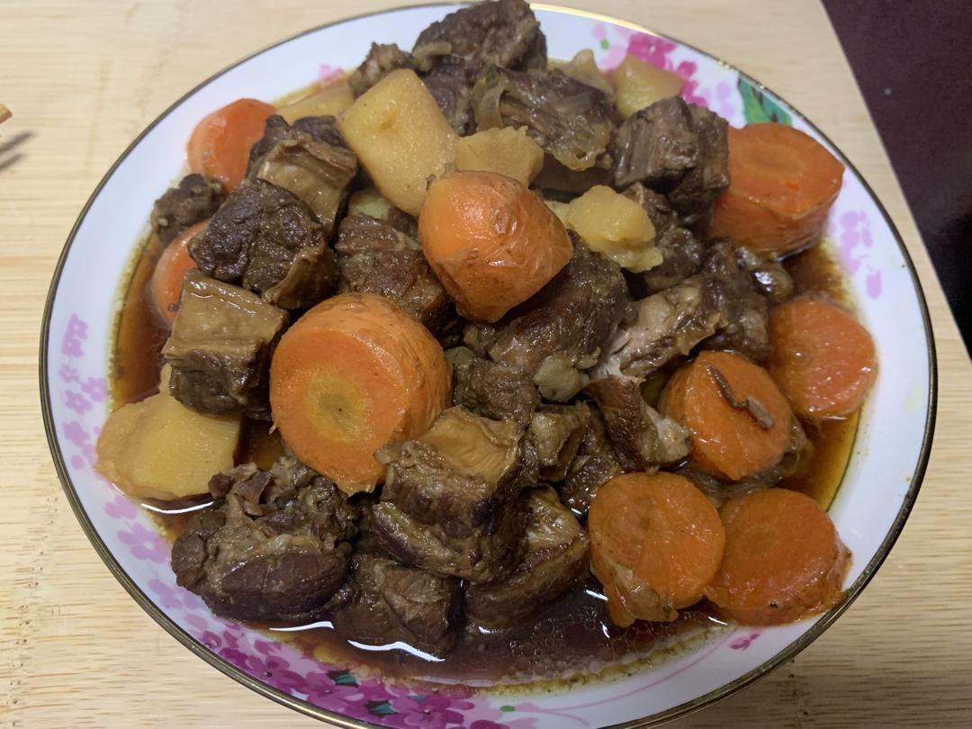 超级香！香！香的炖牛肋条