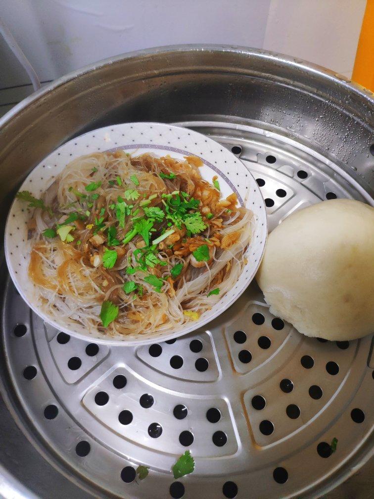蒜蓉粉丝蒸虾