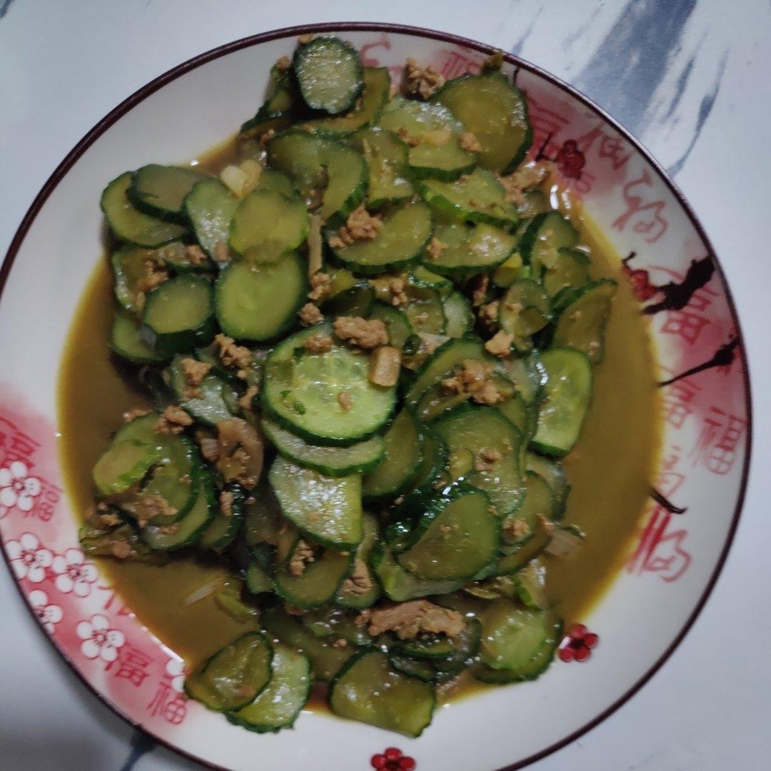黄瓜炒肉