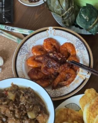 让吃货们停不下嘴的茄汁大虾