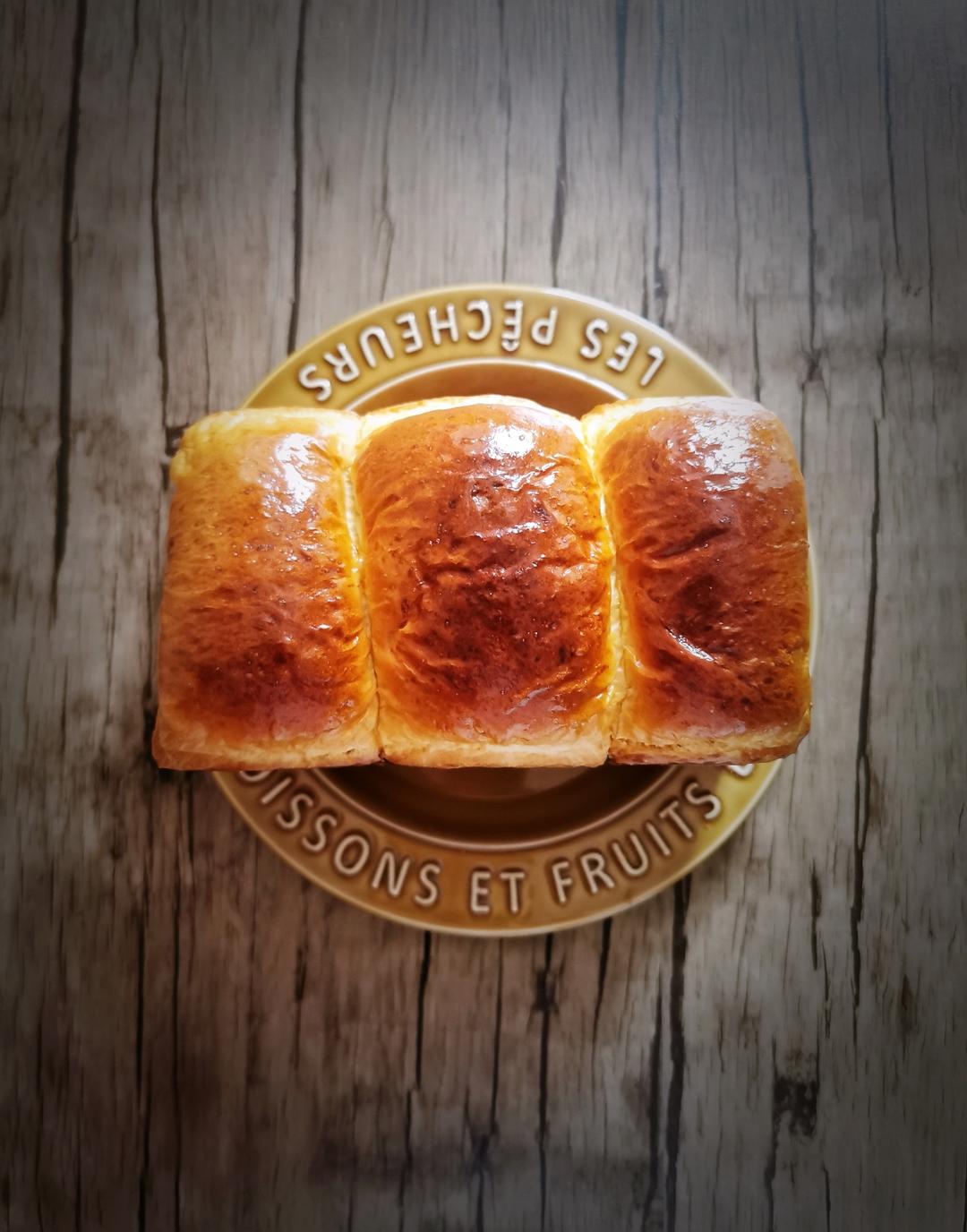 港式吐司十岁了