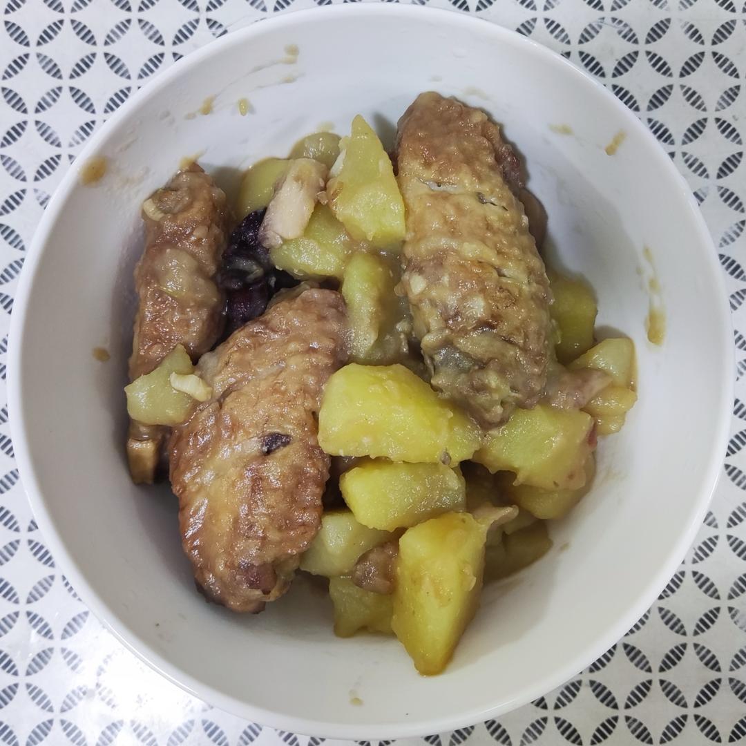 土豆炖鸡翅（快手零失败）