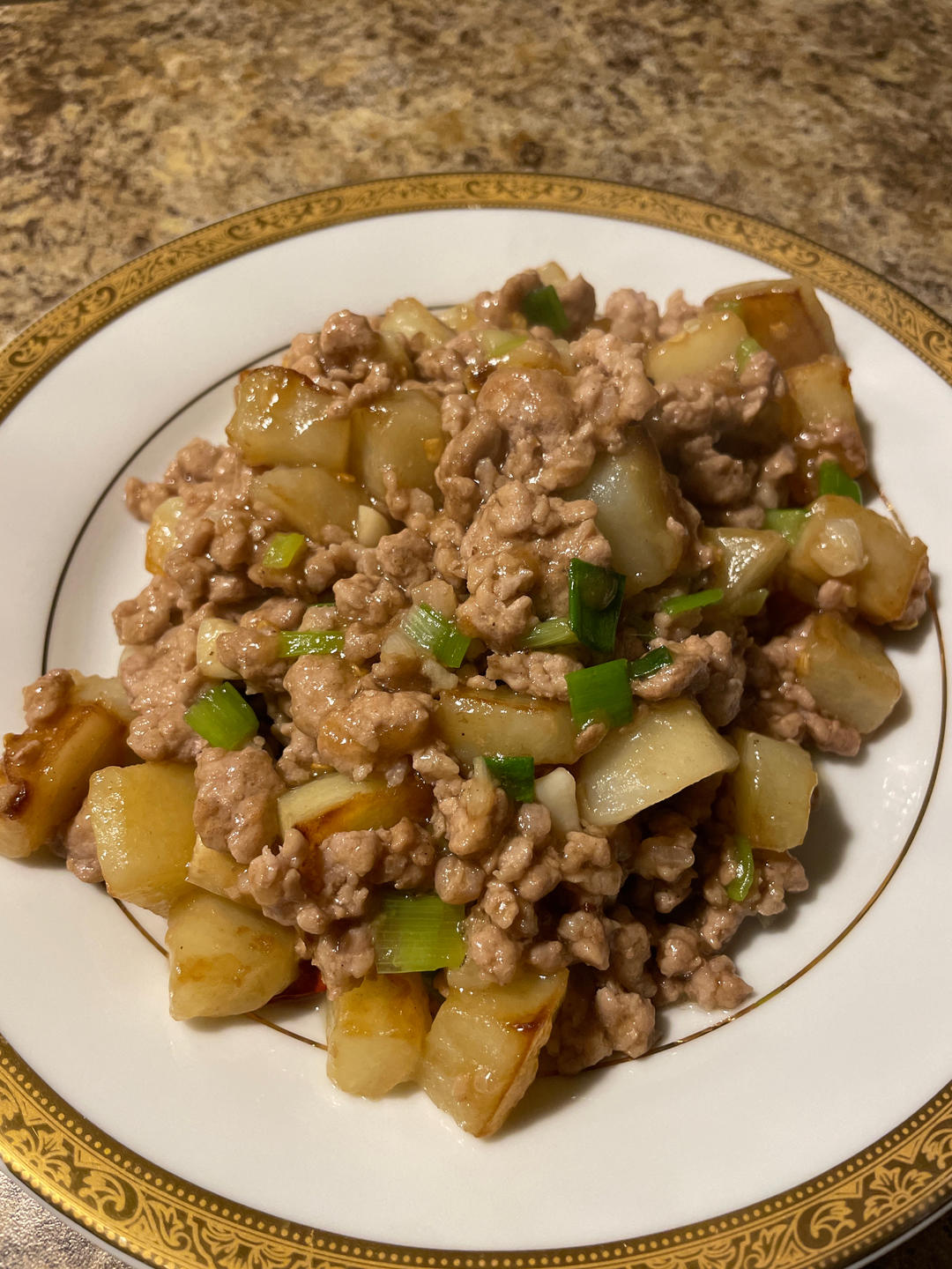 超级下饭的肉沫炒土豆！