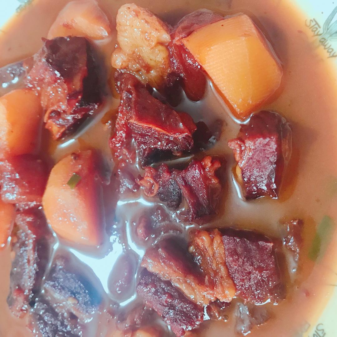 番茄土豆炖牛腩