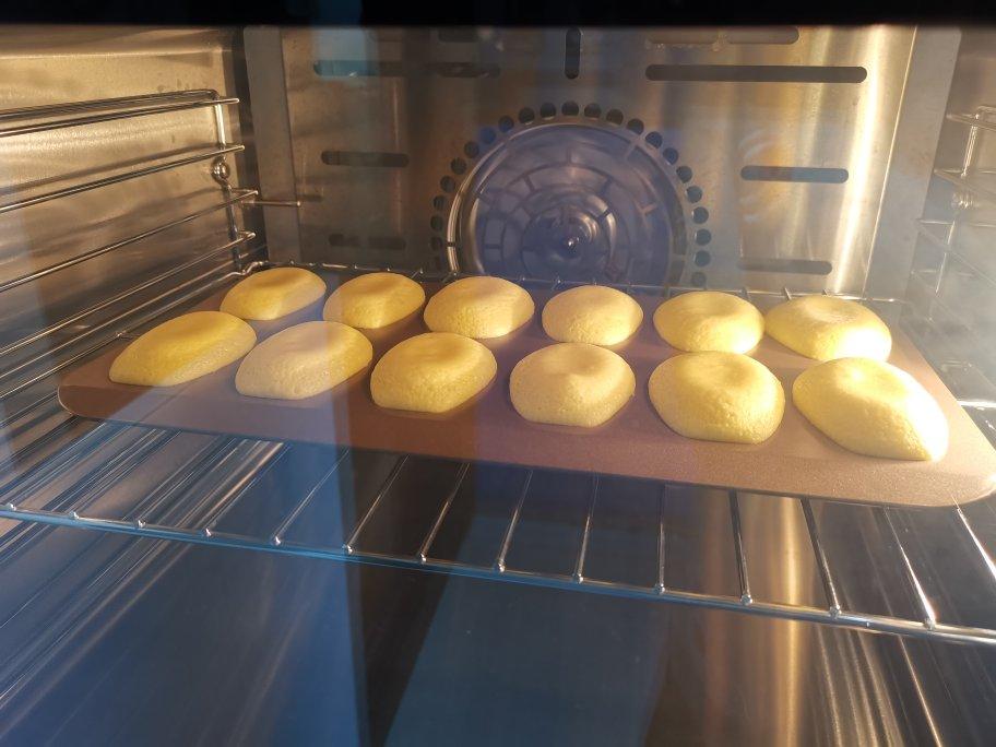 焦香酥软的柠檬玛德琳蛋糕