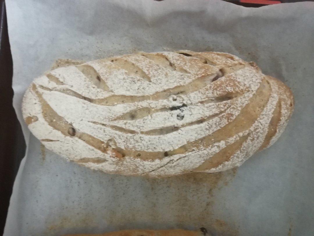 全麦蔓越莓核桃软欧包