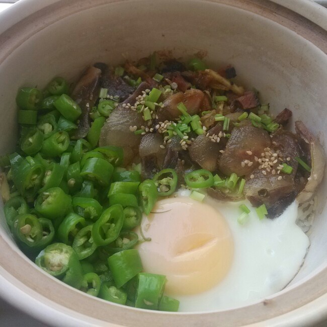 香肠煲仔饭