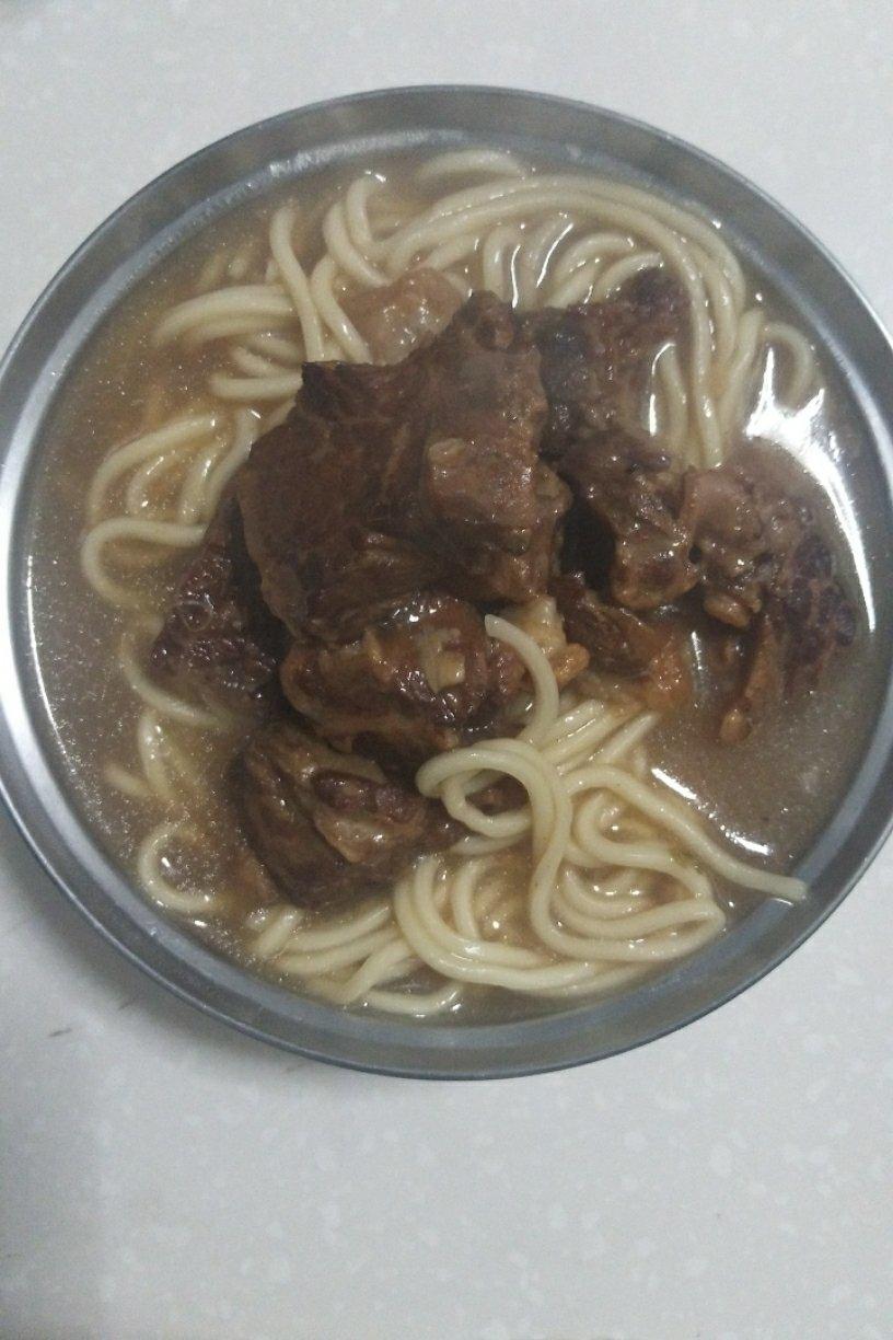 红烧牛肉面