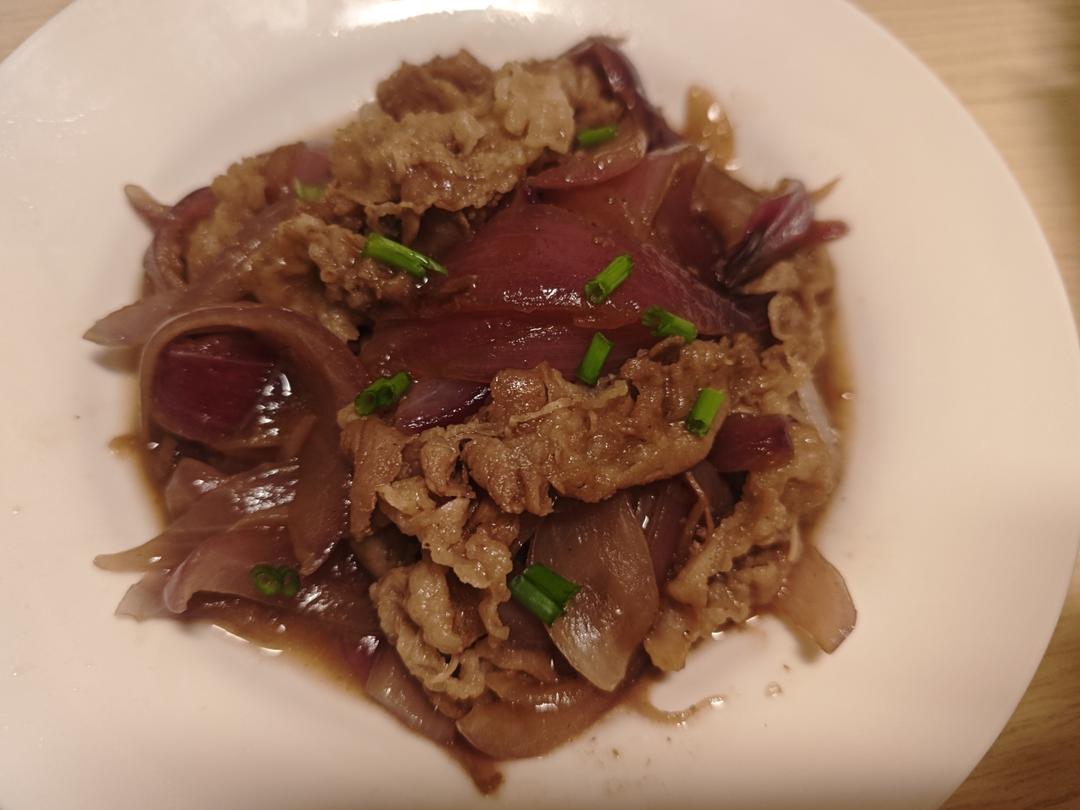 好吃到舔盘的秘制洋葱炒肥牛卷！拌饭巨香