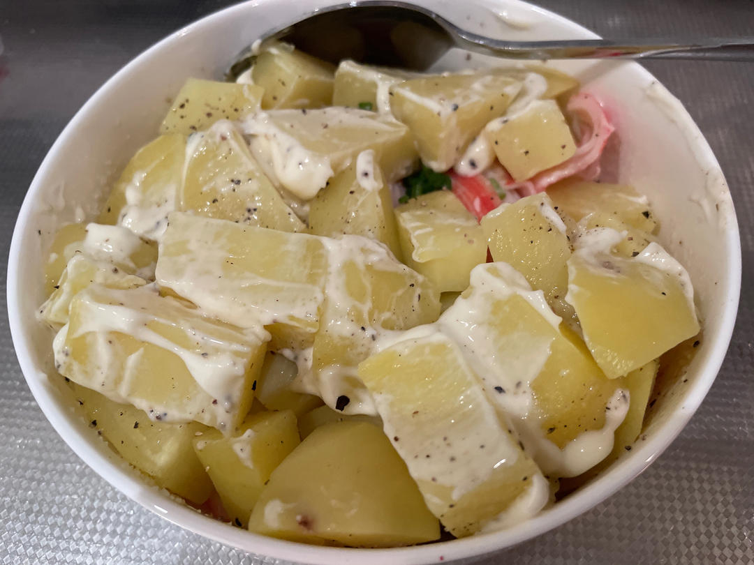 轻食之土豆蟹棒沙拉