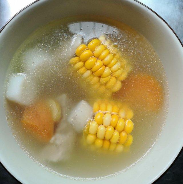 玉米排骨汤