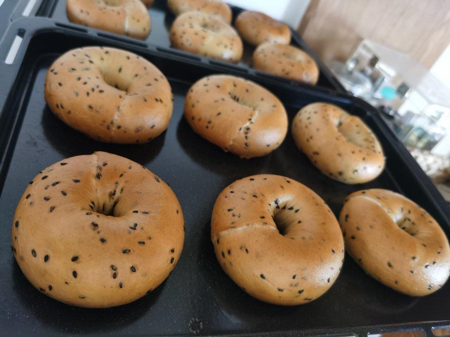 原味贝果🥯/黑芝麻贝果🥯