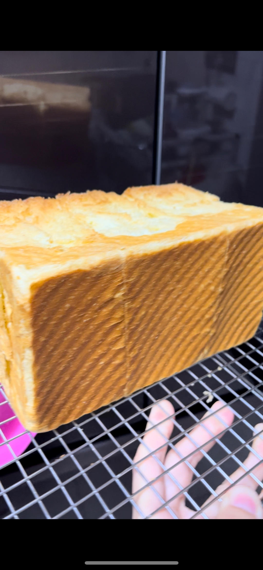 奶香纯粹的重料淡奶油吐司