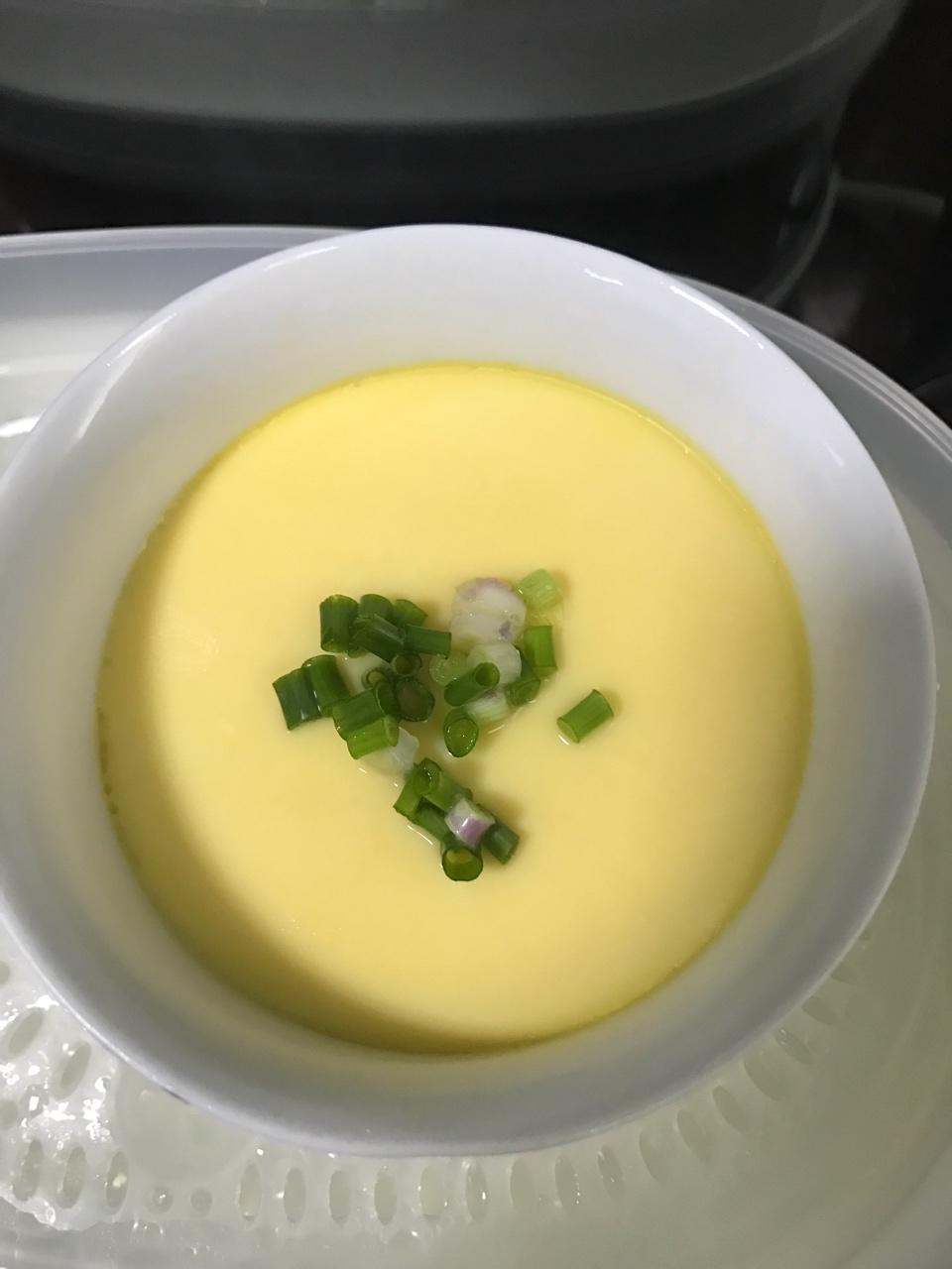 平滑如镜的蛋羹