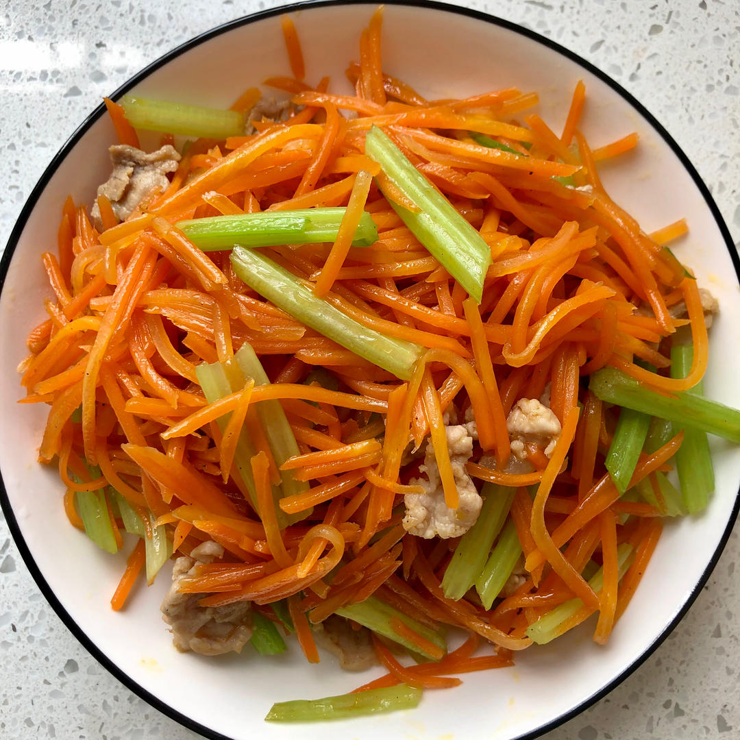 ✅第5道快手低脂菜🥕清脆爽口的芹菜炒胡萝卜✨