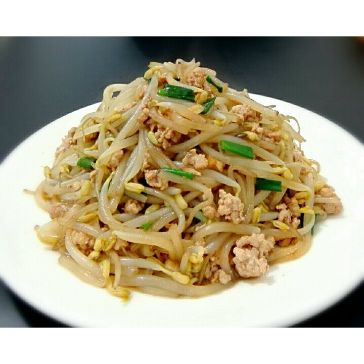 肉末炒豆芽
