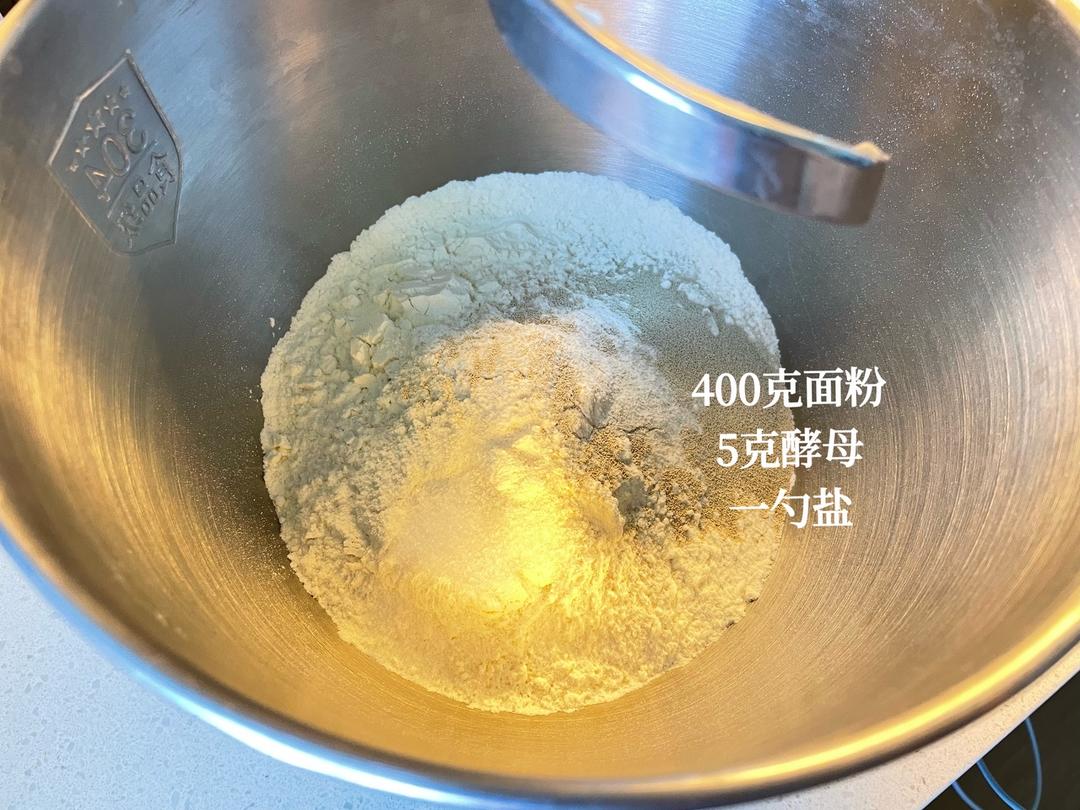 纯奶手撕吐司的做法 步骤1