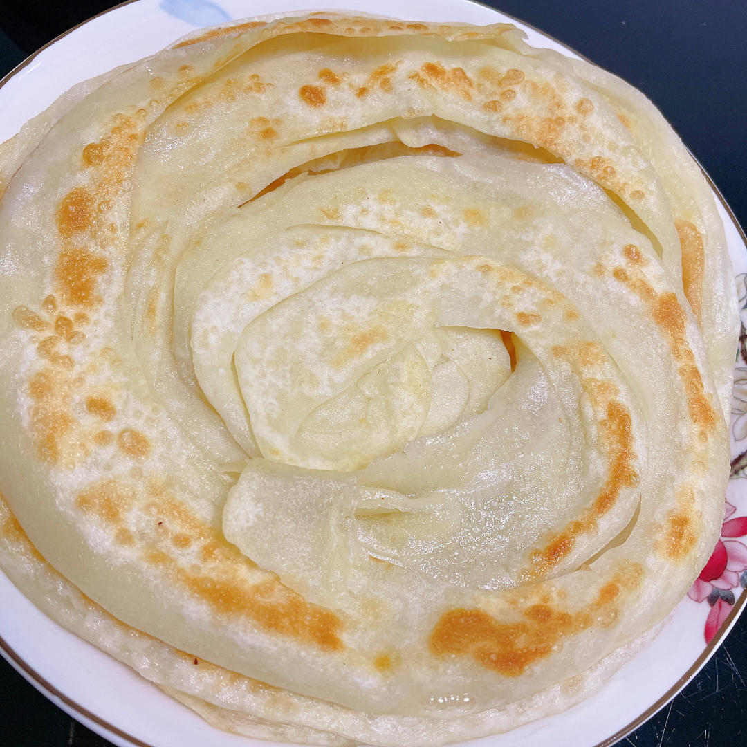 手抓饼这样做 外酥里软层次分明 凉了也不硬 附细节视频详解