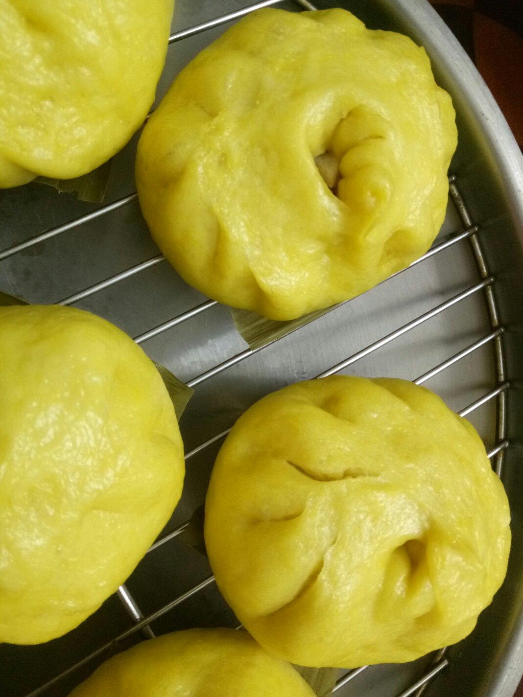 新手也可以--详解如何做出人见人爱、金黄的南瓜馒头