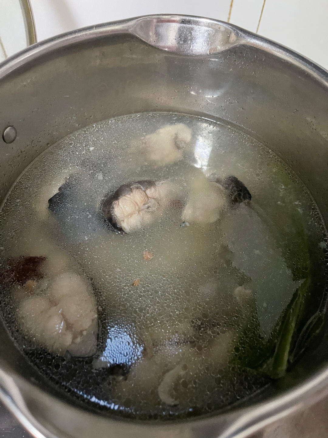 清炖清江鱼