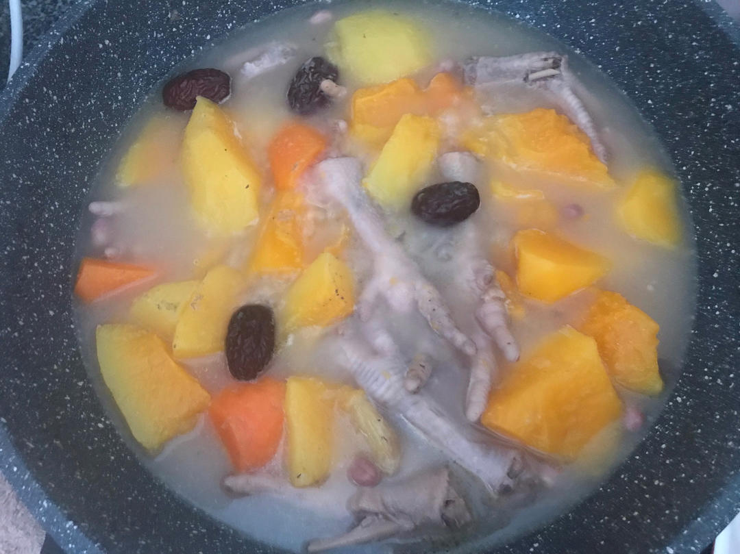 花生鸡脚木瓜汤