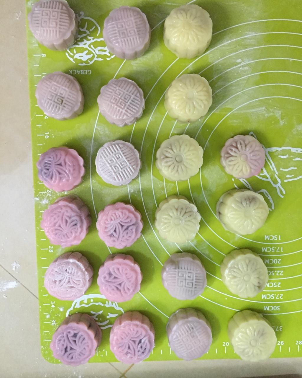 不干不硬的冰皮月饼