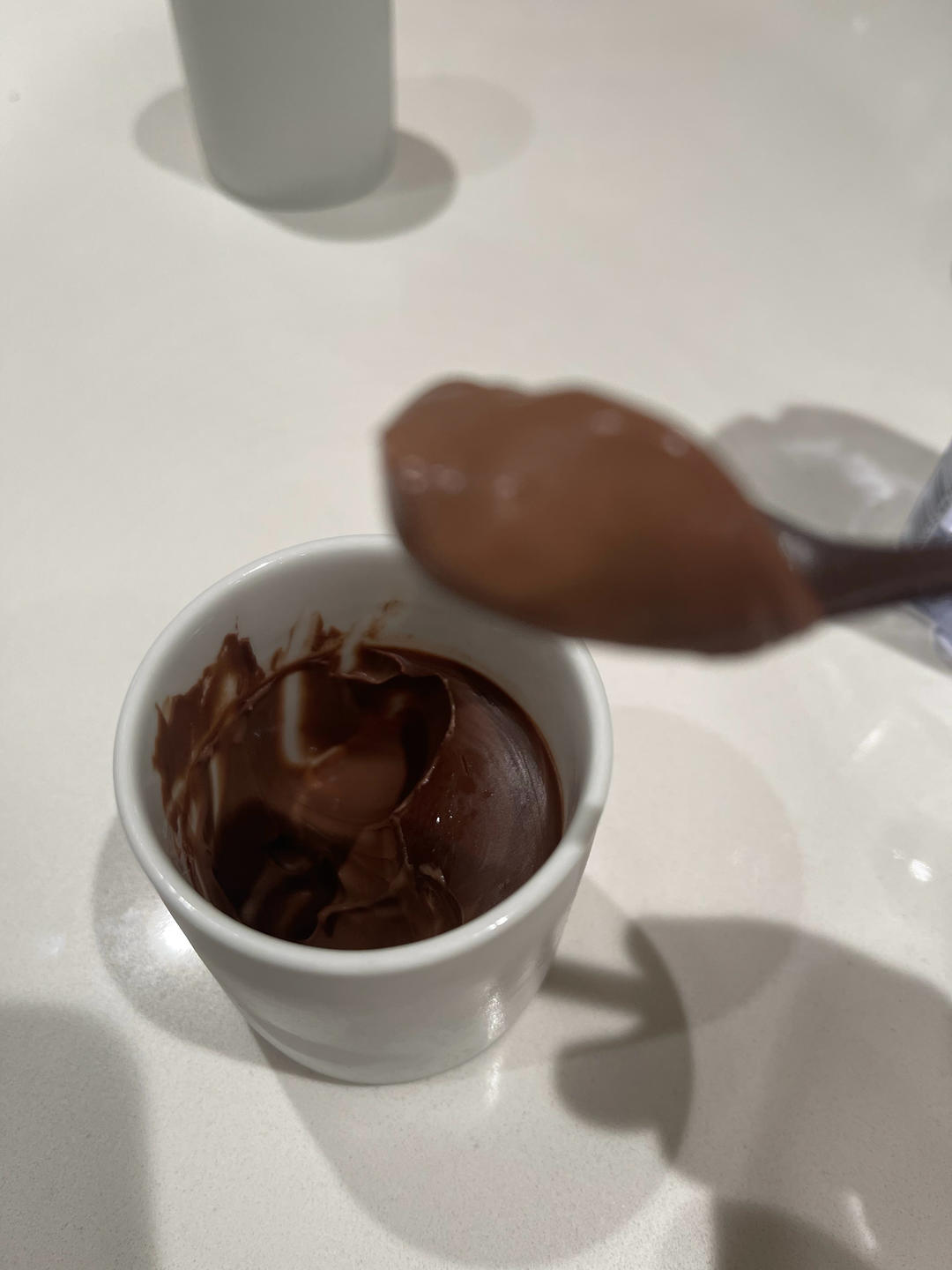 生酮饮食 无糖好利来冰山熔岩（简单又吃不胖的减肥巧克力蛋糕）