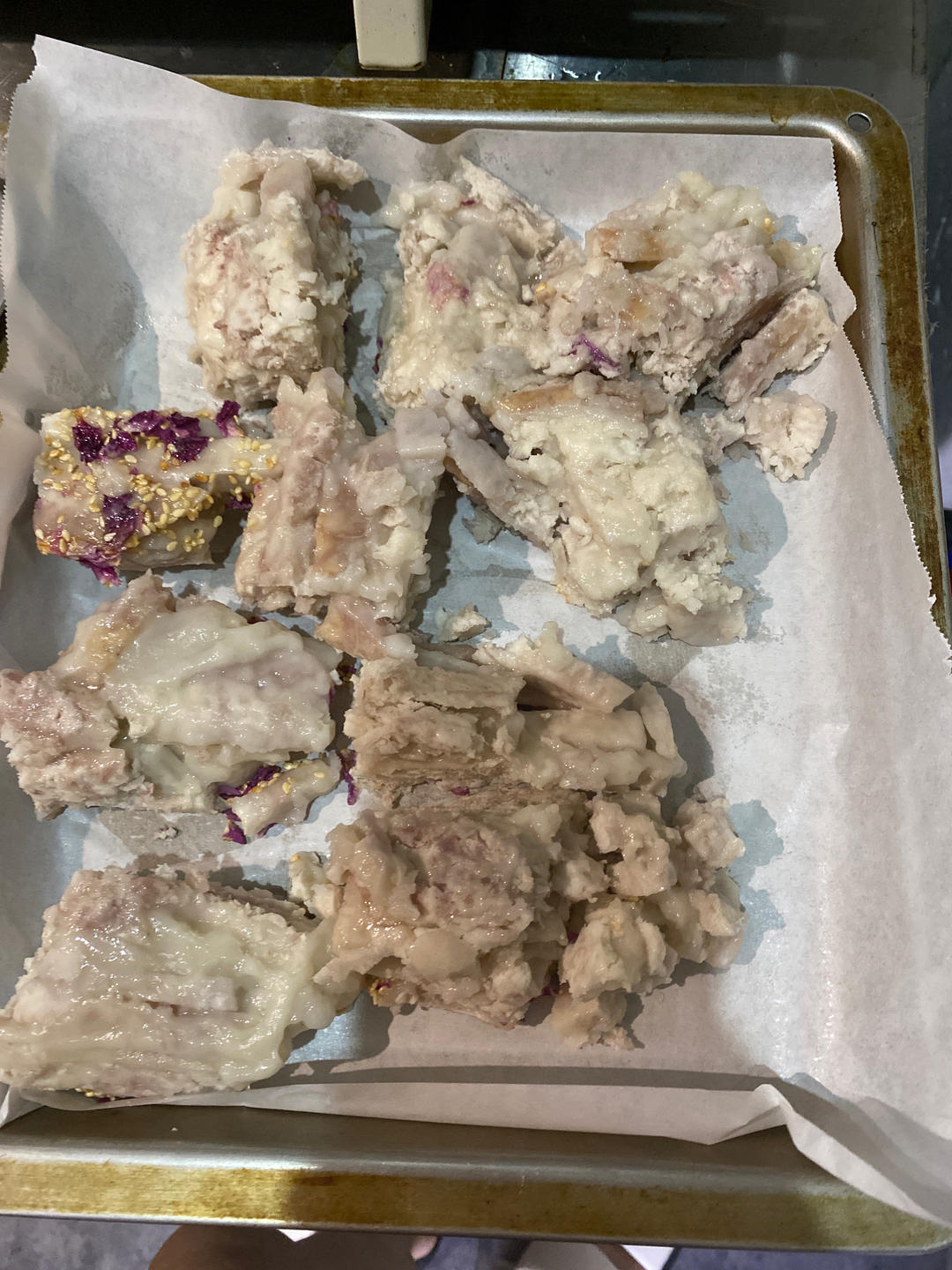 巨巨巨…巨好吃…求你们去做芋头饼！