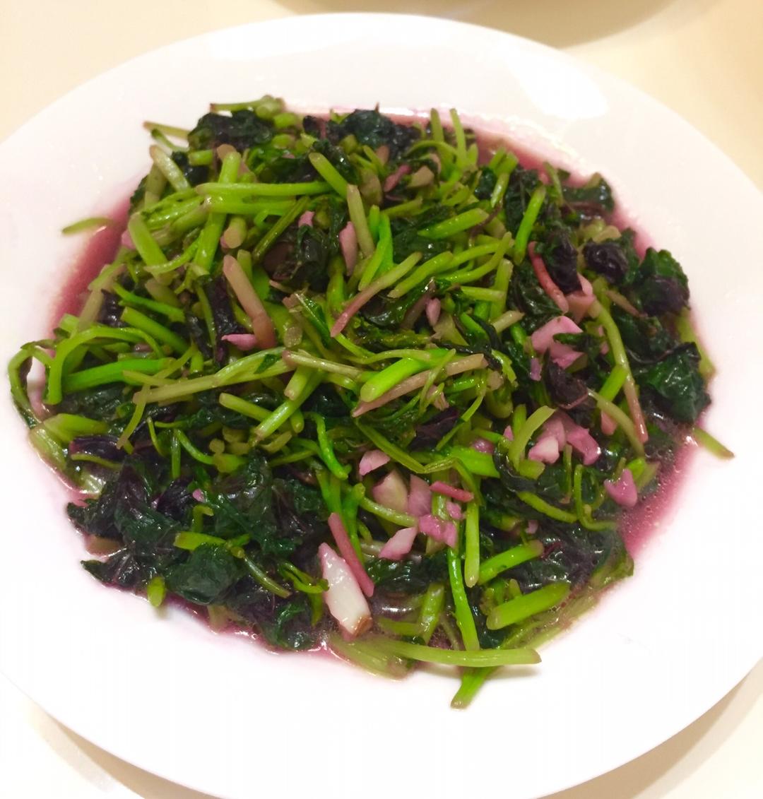 作品动态菜单查看全部分类榴莲9.7百香果9.7小龙虾9.7银耳9.9毛豆9.