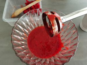 无糖纯素食－嫩豆腐版意式草莓奶冻(Panna Cotta)的做法 步骤4